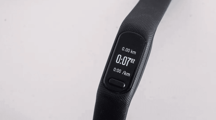 āļāļĨāļĨāļąāļāļāđāļāļīāļāļāļĢāļĢāļĄāļāļēāļ Vivosmart 5 āļāļĩāđāđāļŠāļāļāļāđāļāļĄāļđāļĨāđāļāļīāļāļĨāļķāļāđāļāļĩāđāļĒāļ§āļāļąāļāļāļēāļĢāļāļāļāļāļģāļĨāļąāļāļāļēāļĒ āđāļāđāļ āļāļąāļāļĢāļēāļāļēāļĢāđāļāđāļāļāļāļāļŦāļąāļ§āđāļāđāļĨāļ°āļāļēāļĢāđāļāļēāļāļĨāļēāļāđāļāļĨāļāļĢāļĩ