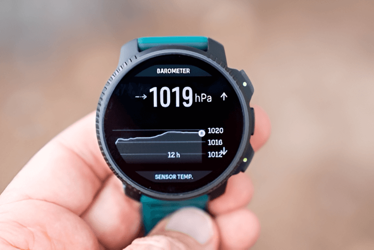 Vertical 2 พร้อมบารอมิเตอร์ในตัว แสดงความกดอากาศแบบเรียลไทม์ สำหรับกิจกรรมกลางแจ้งและติดตามสภาพอากา