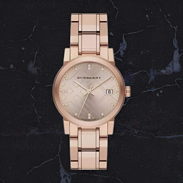 นาฬิกากรอบทองแชมเปญดีไซน์หรูหราและมีสไตล์