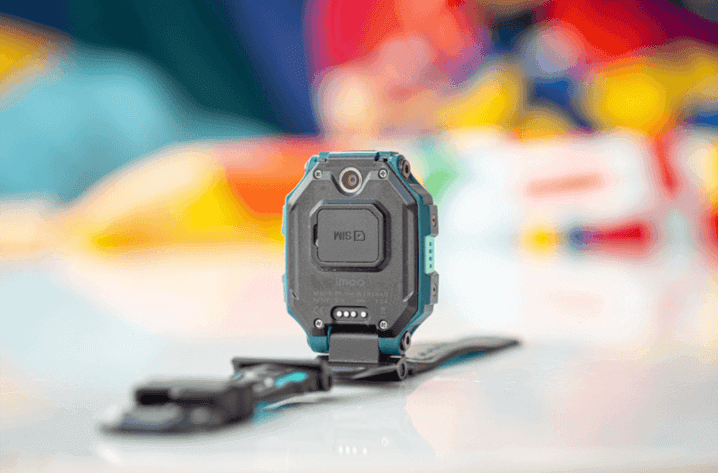 ด้านหลังที่ออกแบบมาให้ทนทานและรองรับการใช้งานในชีวิตประจำวัน