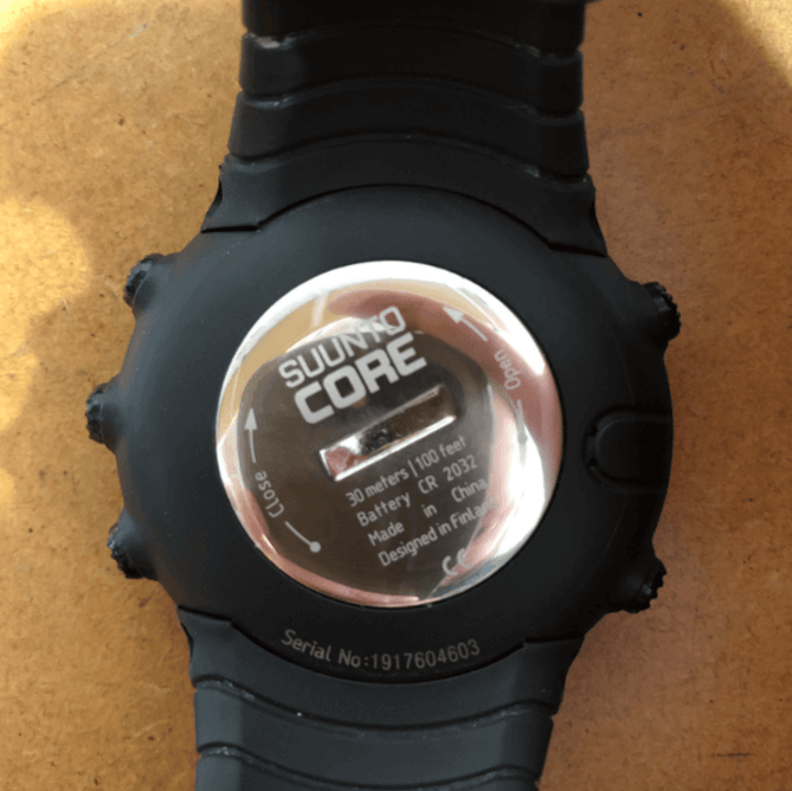 เคสทำจากวัสดุคอมโพสิตที่แข็งแรงทนทาน เหมาะสำหรับการใช้งานในสภาพแวดล้อมที่ท้าทาย