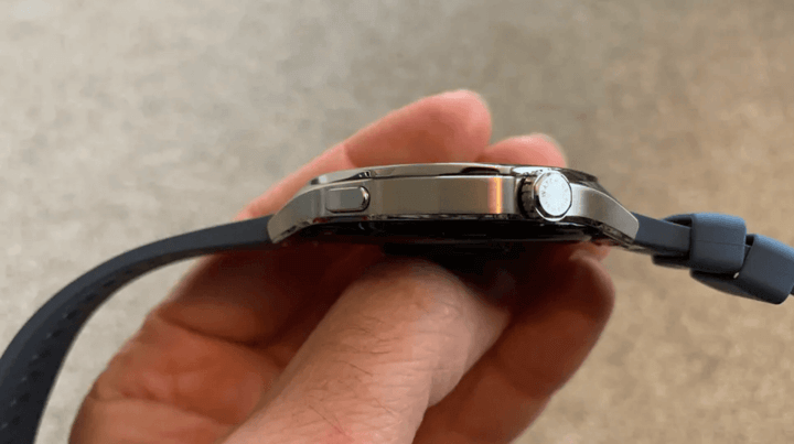 ตัวเรือนและสายของ Watch GT5 ทำจากวัสดุพรีเมียมที่มีดีไซน์ทันสมัยและทนทาน เหมาะสำหรับการใช้งานในทุกโอกาส