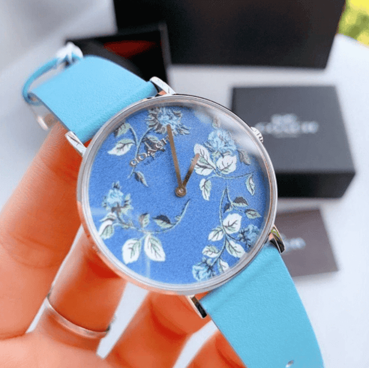 ดีไซน์ที่เป็นเอกลักษณ์ของนาฬิกา Coach เพิ่มความโดดเด่นและสไตล์ให้กับทุกชุด