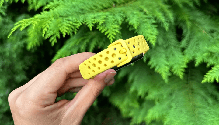 สายรัดที่ออกแบบมาให้บางเบาและสวมใส่สบาย เหมาะสำหรับการใช้งานระหว่างออกกำลังกายและในชีวิตประจำวัน