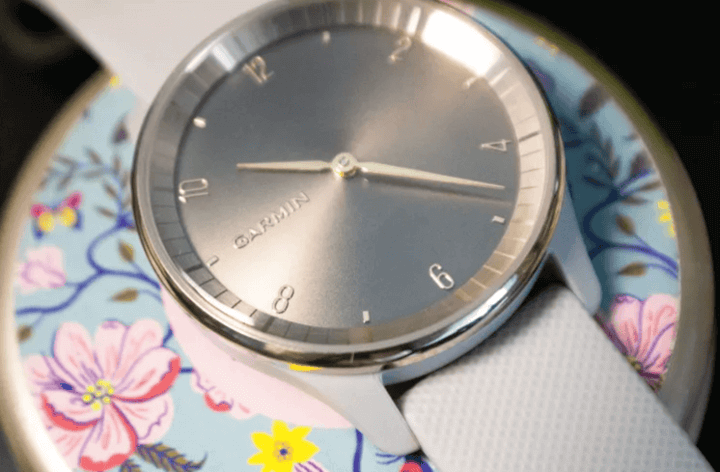 Vivomove Trend หน้าปัดอนาล็อกดีไซน์หรูหรา พร้อมหน้าจอสัมผัสซ่อนอ