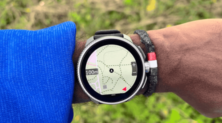 ระบบ GPS ที่แม่นยำ รองรับการติดตามเส้นทางและระยะทางในกิจกรรมต่างๆ พร้อมการใช้งานในสภาพแวดล้อมที่หลากหลาย