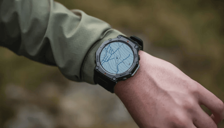 ฟังก์ชัน GPS แสดงตำแหน่งที่แม่นยำในการผจญภัยกลางแจ้ง