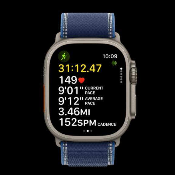 แสดงฟีเจอร์สุขภาพและการออกกำลังกายครบครัน เช่น การตรวจจับการนอนหลับและการติดตามกิจกรรม