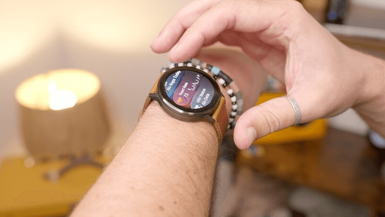 การติดตามอัตราการเต้นของหัวใจแบบเรียลไทม์บน Venu 4