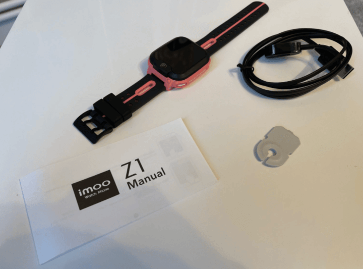 ชุดสมาร์ทวอทช์ imoo Z1 ทั้งชุดพร้อมอุปกรณ์เสริมและดีไซน์ทันสมัย