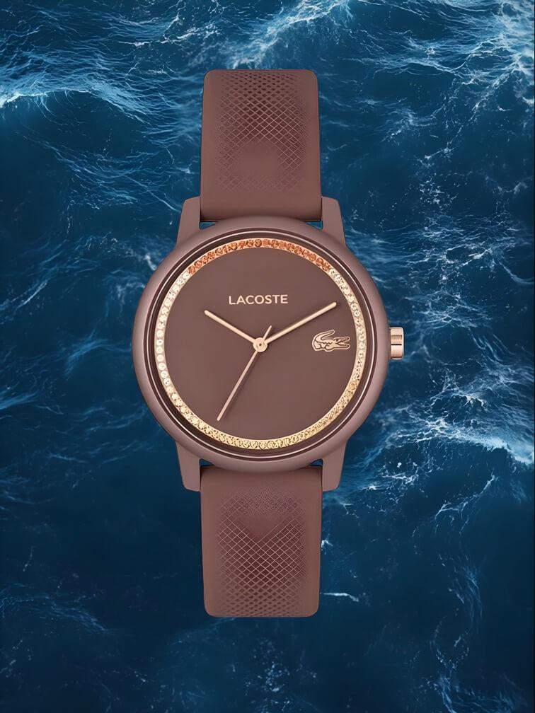 นาฬิกาสีบรอนทั้งหมดที่มีโทนสีอบอุ่นและธรรมชาติ ให้ดีไซน์ที่ไร้กาลเวลาและดูสง่างาม