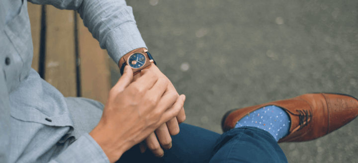 ผู้ชายใส่นาฬิกาพรีเมียมเท่ๆ ที่เพิ่มความมั่นใจและความเท่ให้กับลุค