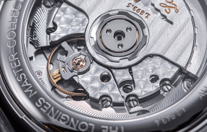 Master Collection การเคลื่อนไหวอัตโนมัติที่ซับซ้อนของนาฬิกา ดีไซน์หรูหราพร้อมเทคโนโลยีทันสมัย เหมาะสำหรับผู้ที่ชื่นชอบความแม่นยำและนวัตกรรม