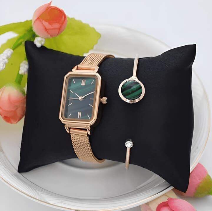 นาฬิกาคุณภาพสูงบนหมอนขนาดเล็กสีดำ