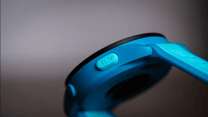 ปุ่มการวิ่งเพื่อการควบคุมการฝึกซ้อมที่ง่ายและรวดเร็ว