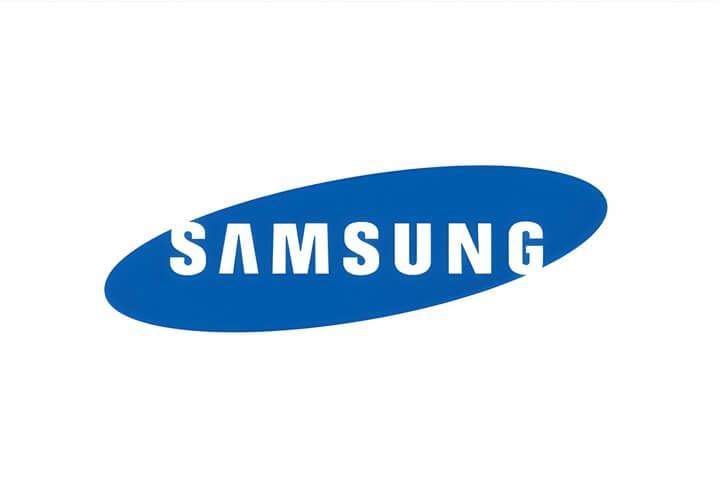 โลโก้ซัมซุงบนพื้นหลังสีขาว