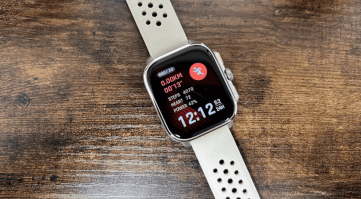 āļāļēāļĢāļāļāļāđāļāļāļŠāļĄāļēāļĢāđāļāļ§āļāļāļāđāļāļĩāđāļāļāđāļŠāļĩāđāđāļŦāļĨāļĩāđāļĒāļĄāļāļĩāđāļĄāļĩāļŦāļāđāļēāļāļ AMOLED āļāļĩāđāļāļĄāļāļąāļāđāļĨāļ°āļāļĩāđāļāļāđāļāļąāļāļŠāļĄāļąāļĒ