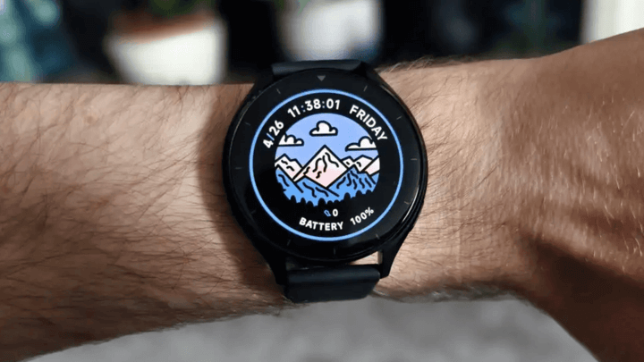 หน้าจอความละเอียดสูงที่คมชัดและเห็นชัดในทุกสภาพแสง