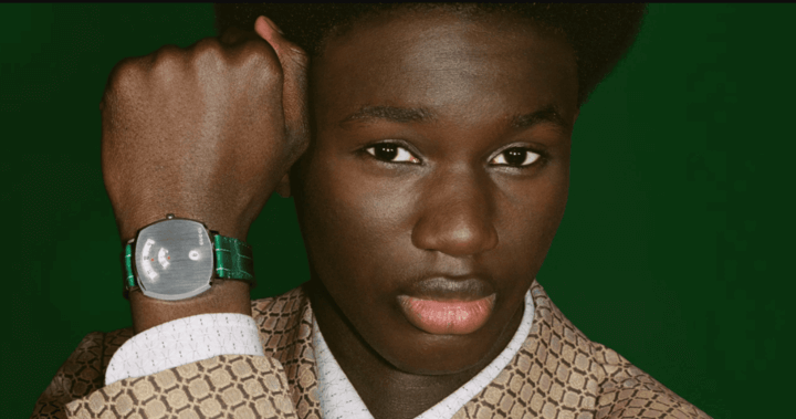 นาฬิกา Gucci ออกแบบมาให้เหมาะสมกับทุกโอกาส มอบความหรูหราหลายหลากที่เข้ากับชุดทุกสไตล์ ตั้งแต่ลำลองไปจนถึงทางการ