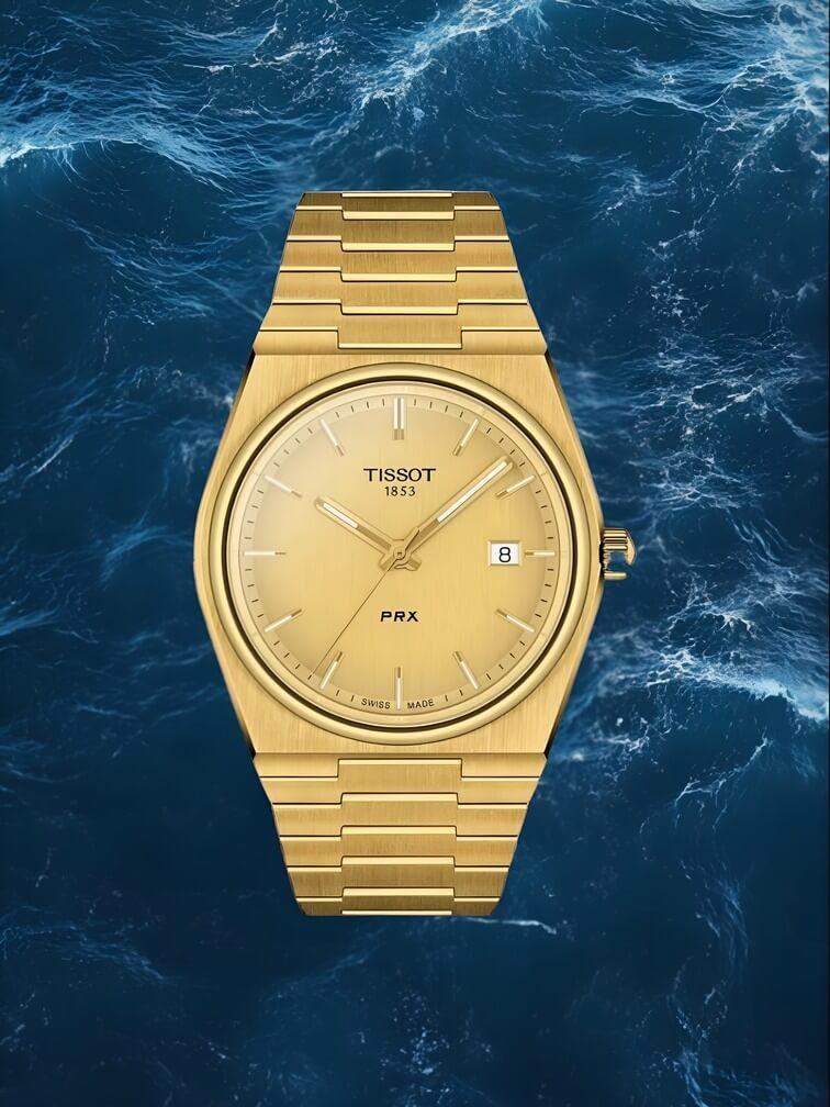 รุ่นสีทองทั้งหมดพร้อมพื้นผิวสีทองเงางาม หน้าปัดสีทอง เข็มจับเวลาที่เข้ากัน และหน้าจอแสดงวันที่ แสดงถึงความหรูหราและความประณีต