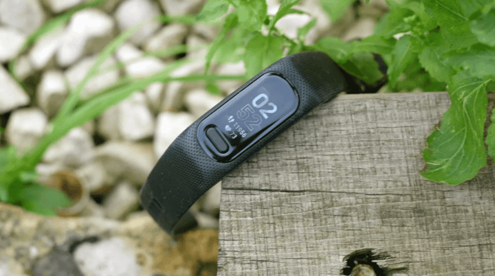 āļāļĩāđāļāļāđāļāļĩāđāļāļąāļāļŠāļĄāļąāļĒāļāļāļ Vivosmart 5 āļāļĢāđāļāļĄāļŦāļāđāļēāļāļ AMOLED āļāļĩāđāļāļĄāļāļąāļāđāļĨāļ°āļāļēāļĢāļāļāļāđāļāļāļāļĩāđāļāļ°āļāļąāļāļĢāļąāļāđāļŦāļĄāļēāļ°āļŠāļģāļŦāļĢāļąāļāļāļļāļāđāļĨāļāđāļŠāđāļāļĨāđ